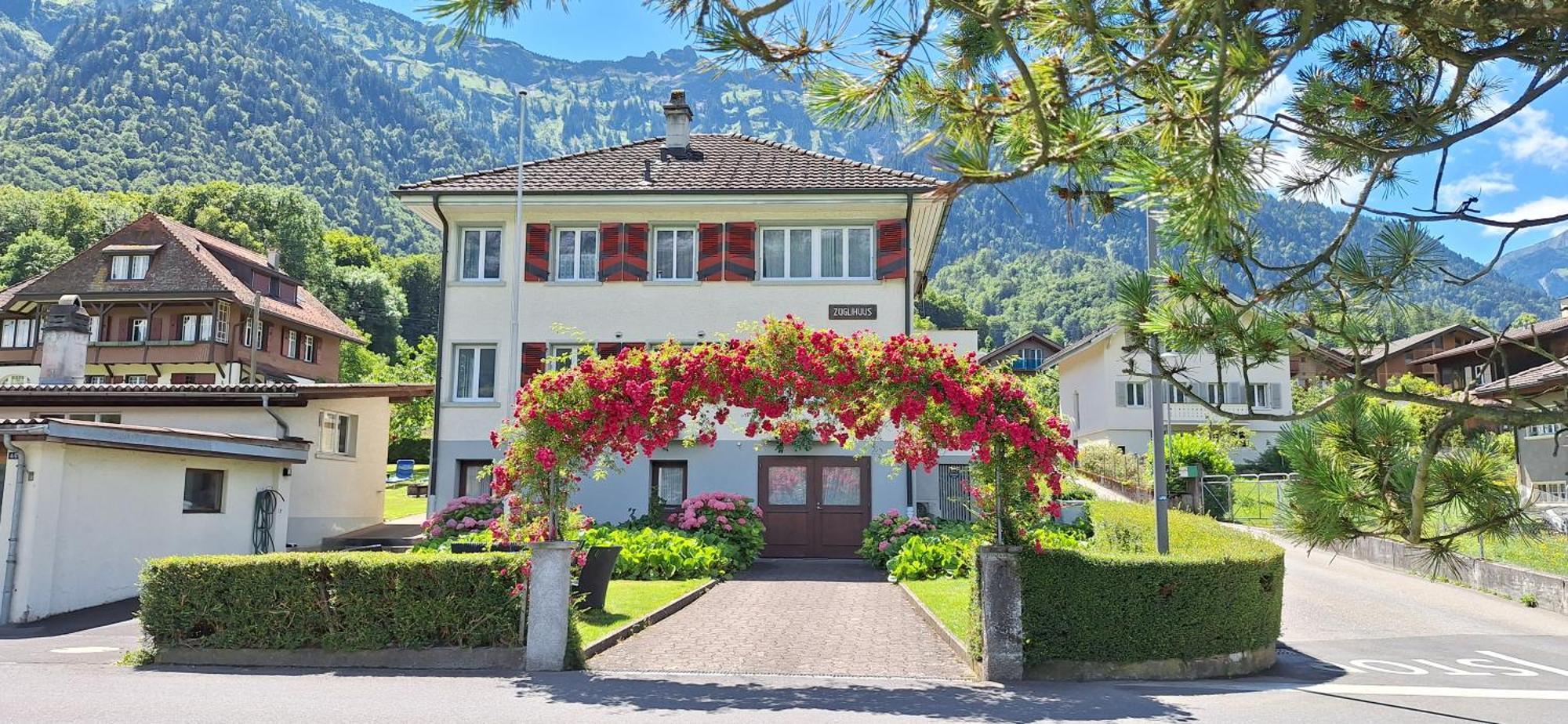 Lake House Bönigen Extérieur photo